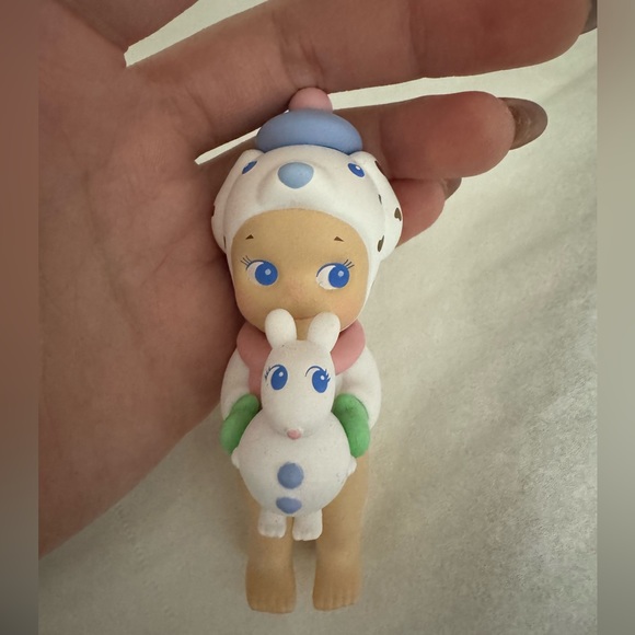 Sonny Angel Winter Wonderland Dalmation 2/2 - Picture 2 of 4